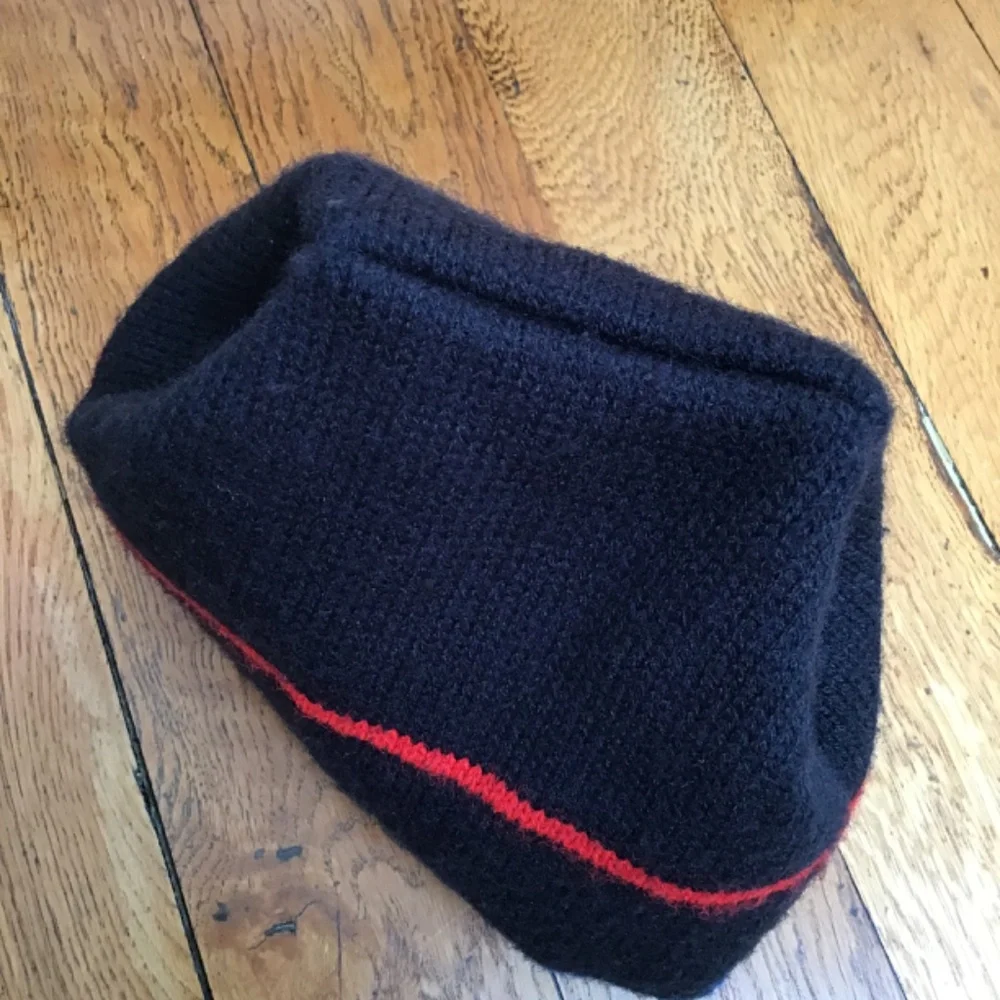 Vintage Wool Ski Hat Windproof Lined EUC Winter Beanie Snow Black Red Blue